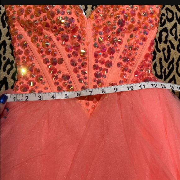 Sherri Hill - Picture 3 of 7